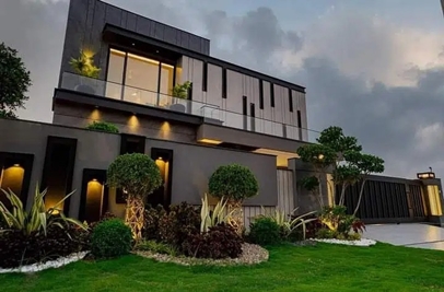 1 kanal house for rent in Phase 6 DHA Lahore