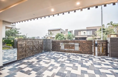 1 kanal house for rent in Phase 5 DHA Lahore