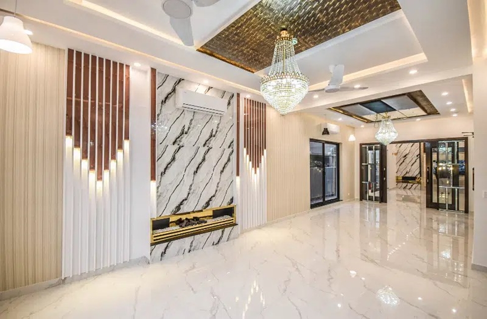 1 kanal house for rent in Phase 5 DHA Lahore