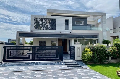 1 kanal house for rent in Phase 5 DHA Lahore