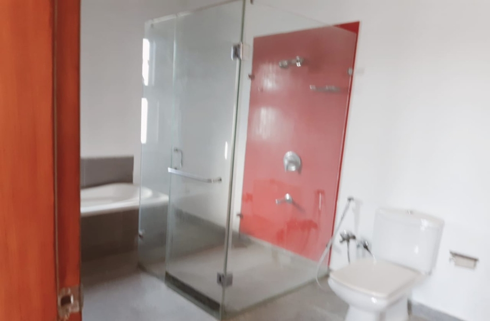 999 square yard house for rent in Phase 5 DHA Karachi