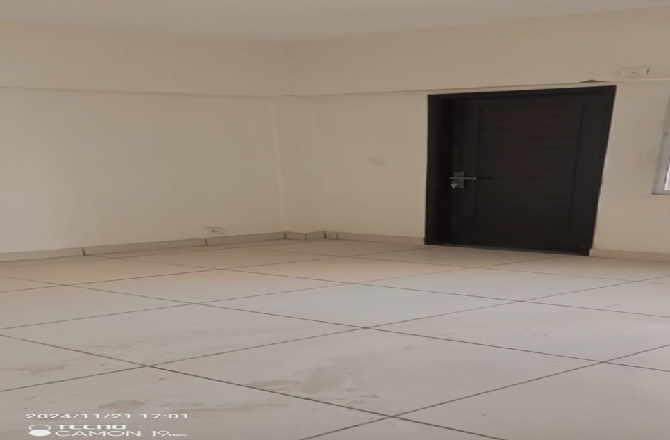 3 beds  apartment for rent in University Road Karachi