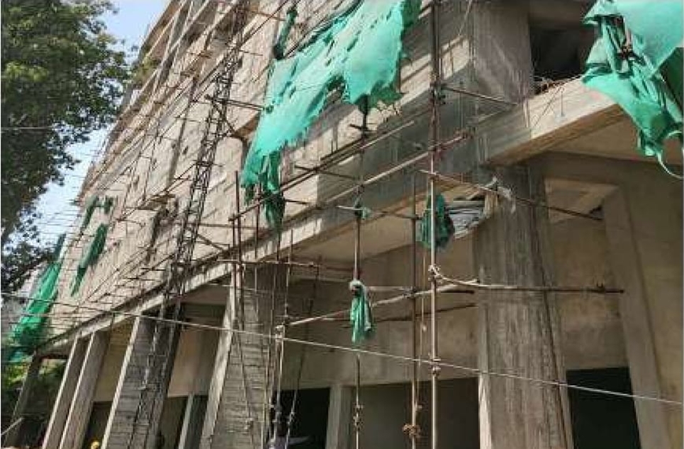 209 square yard apartment for sale in Civil Lines Karachi