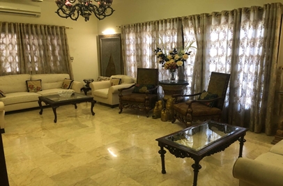 666 square yard house for sale in Phase 6 DHA Karachi