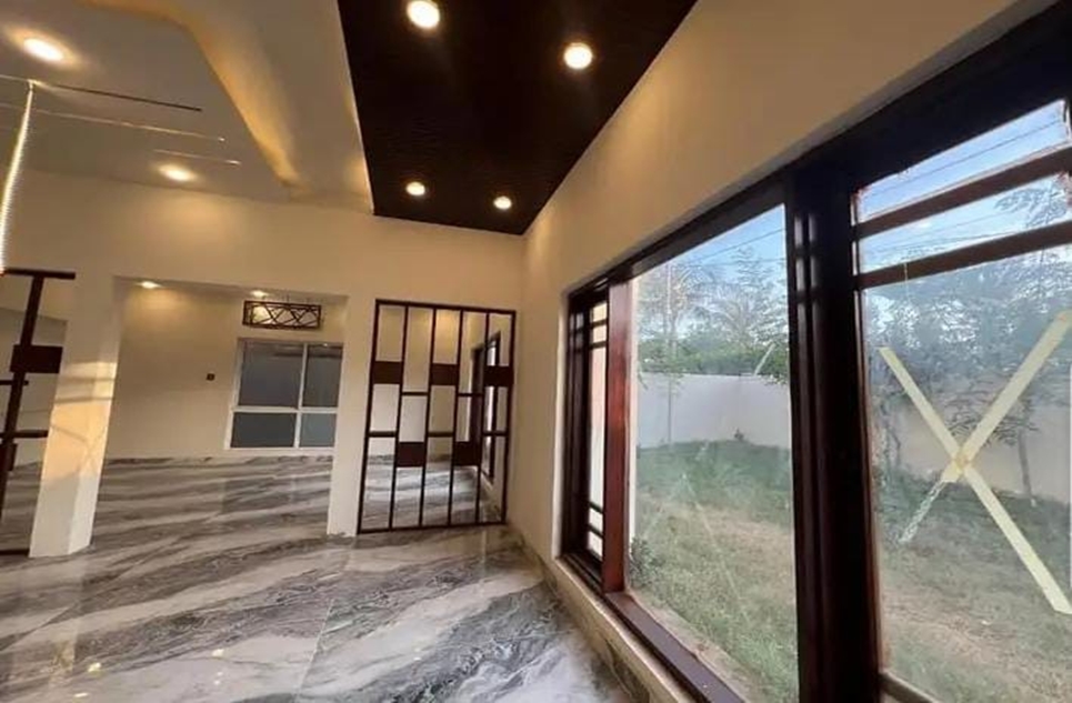 500 square yard house for sale in Phase 6 DHA Karachi