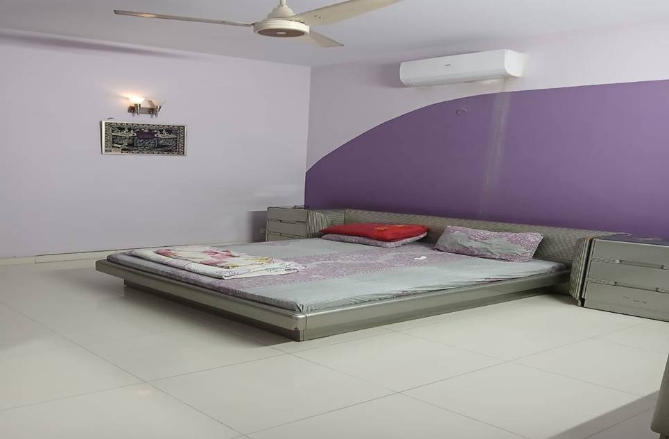 500 square yard house for sale in Phase 6 DHA Karachi