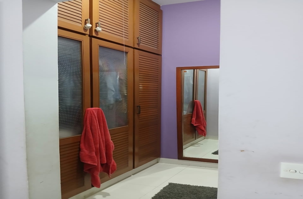500 square yard house for sale in Phase 6 DHA Karachi