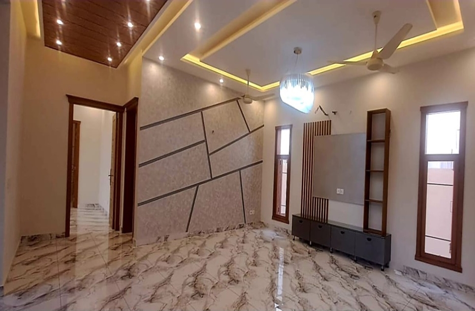 500 square yard house for sale in Phase 6 DHA Karachi