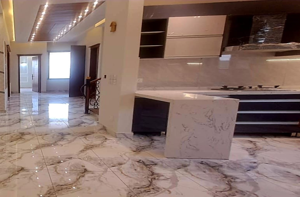 500 square yard house for sale in Phase 6 DHA Karachi