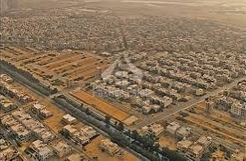 600 square yard plot for sale in Khayaban-e-Seher DHA Karachi