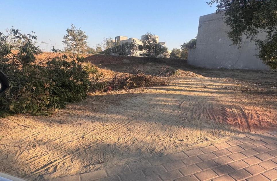 plot for sale in UET Housing Society Lahore