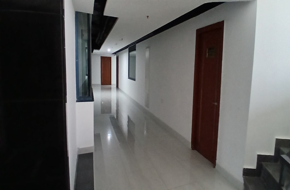 564 square feet office for rent in Gulberg-3 Lahore