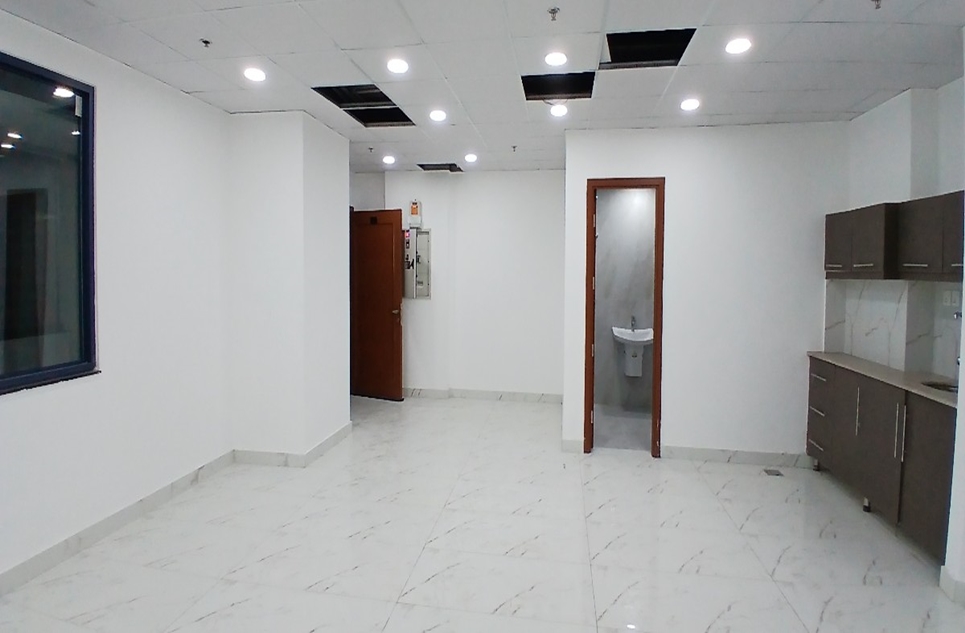 564 square feet office for rent in Gulberg-3 Lahore
