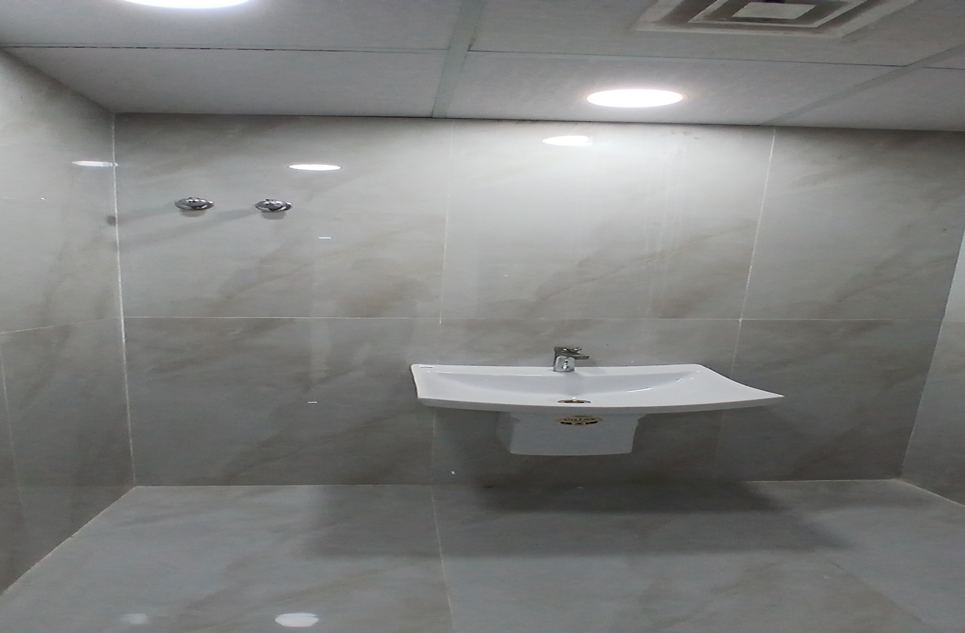 564 square feet office for rent in Gulberg-3 Lahore