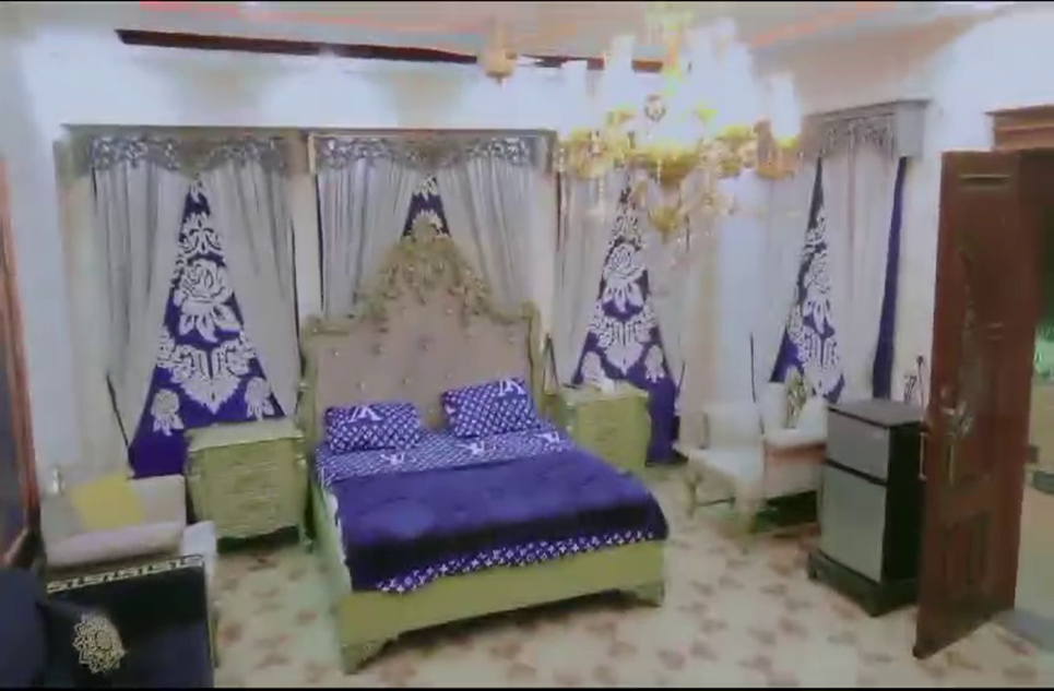 2 Kanal Farmhouse for Sale in Sheikhupura
