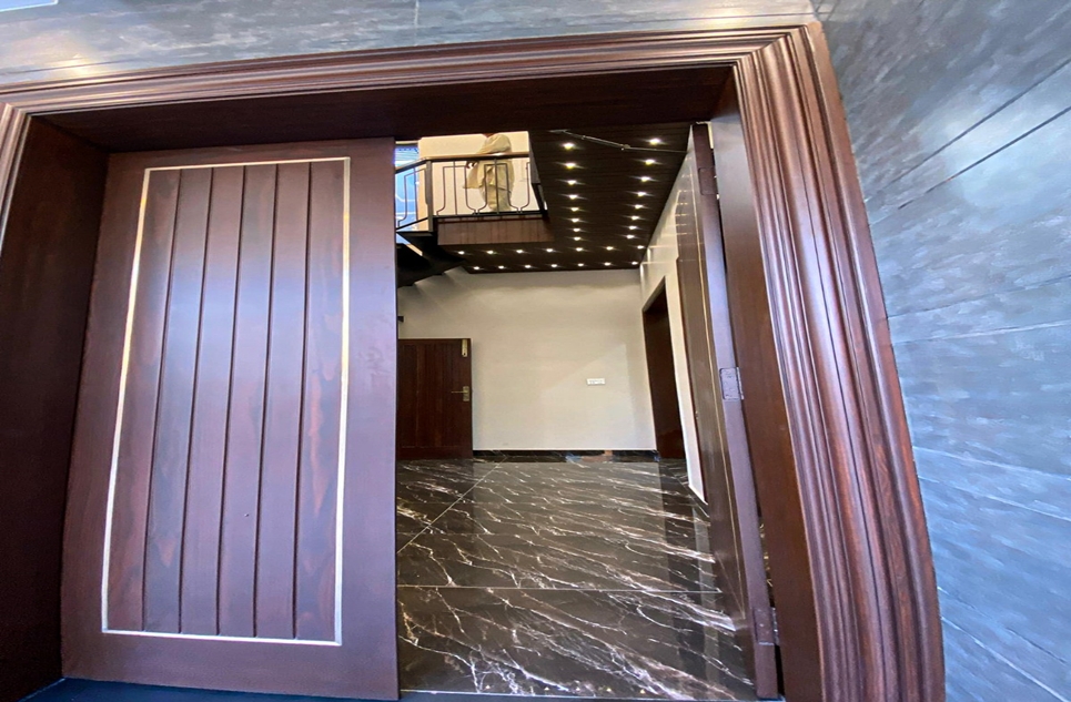 5 marla house for sale in DHA Lahore