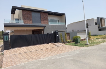 1 kanal house for sale in Phase 7 DHA Lahore