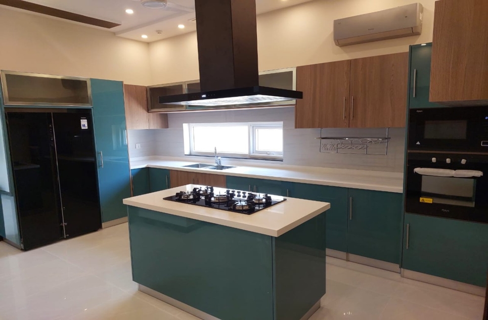 1 kanal house for sale in Phase 7 DHA Lahore