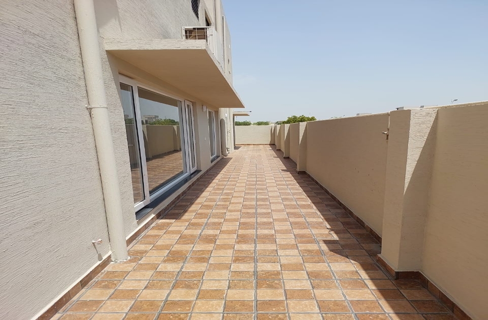 1 kanal house for sale in Phase 7 DHA Lahore