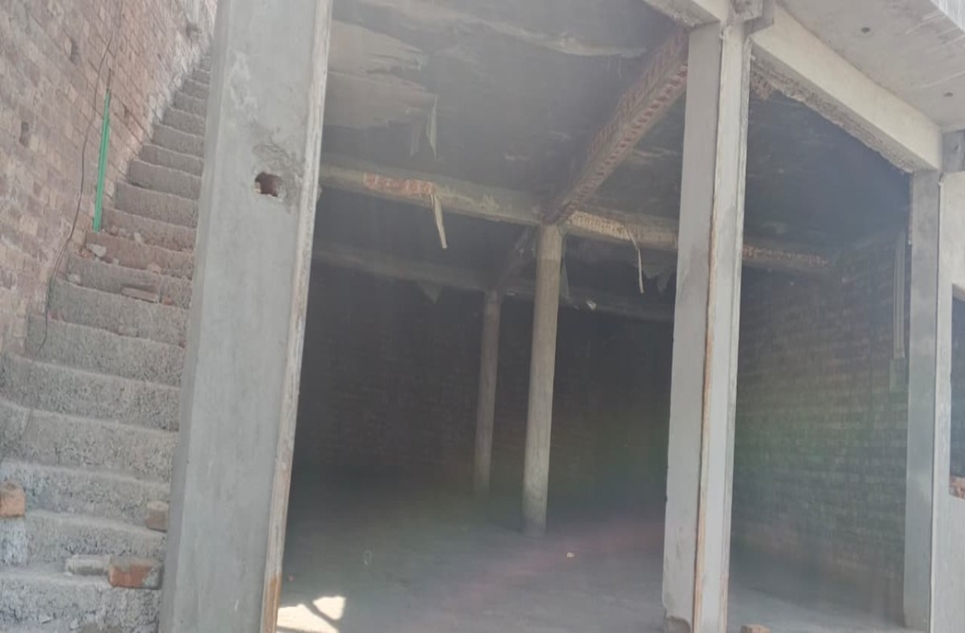 999 square feet storage facilities for rent in Phase 2 Muhafiz Town Lahore