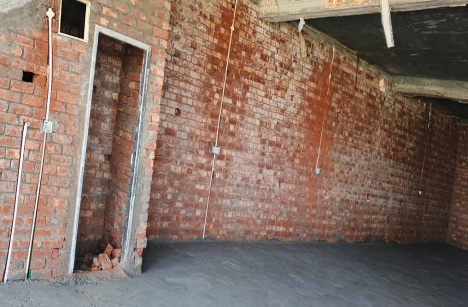 999 square feet storage facilities for rent in Phase 2 Muhafiz Town Lahore