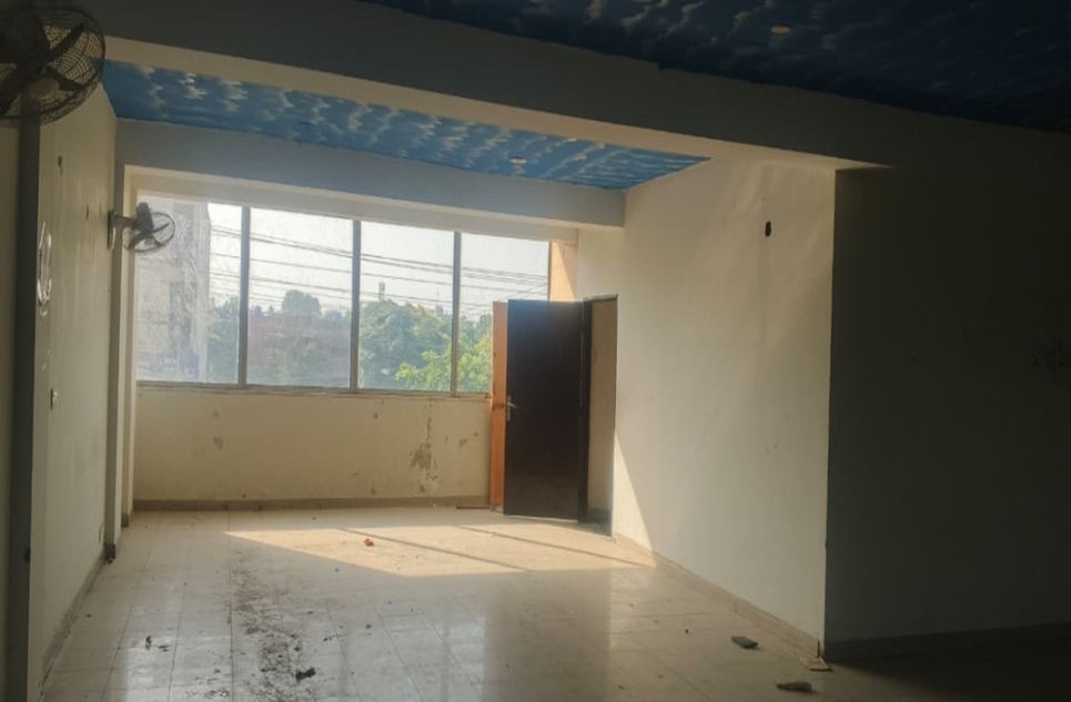 999 square feet storage facilities for rent in Valencia Housing Society Lahore