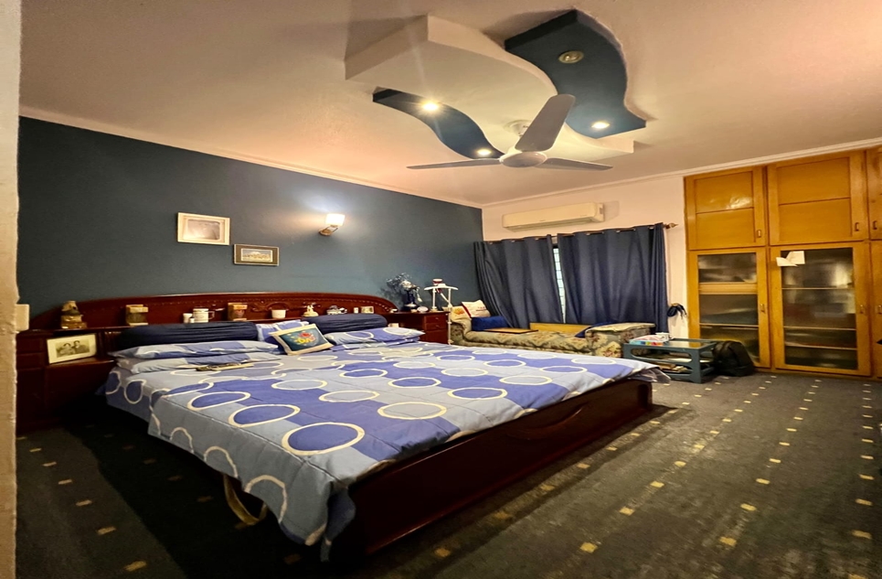 5 marla house for sale in Phase 3 DHA Lahore