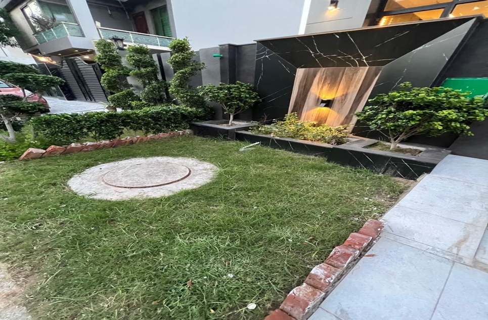5 marla house for sale in Bahria Orchard Lahore