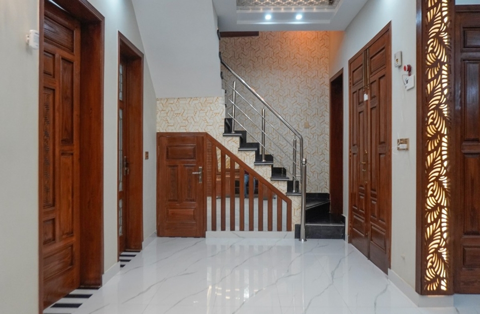 5 marla house for sale in Bahria Orchard Lahore