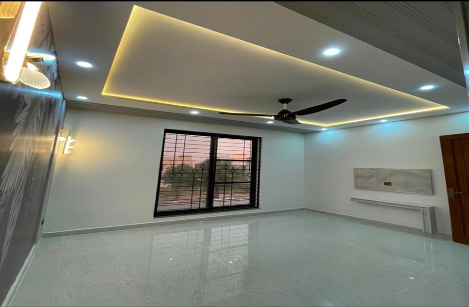 5 marla house for sale in Bahria Orchard Lahore
