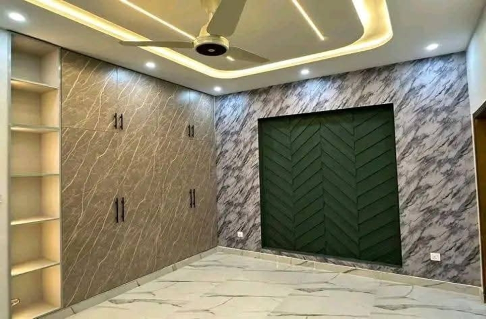 5 marla house for sale in Phase 2 Bahria Orchard Lahore