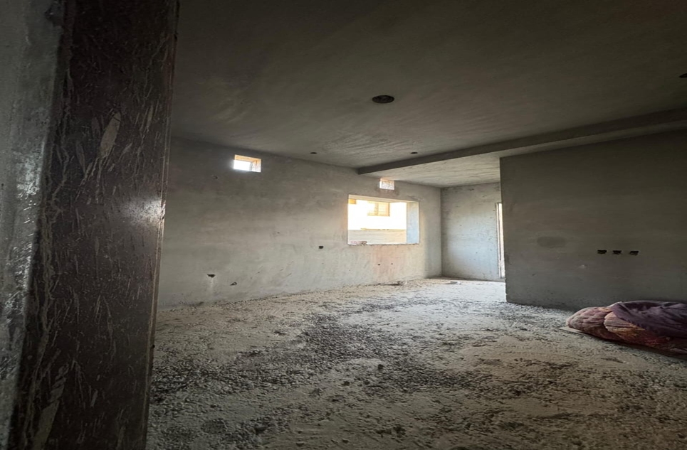 8 marla house for sale in Bahria Orchard Lahore