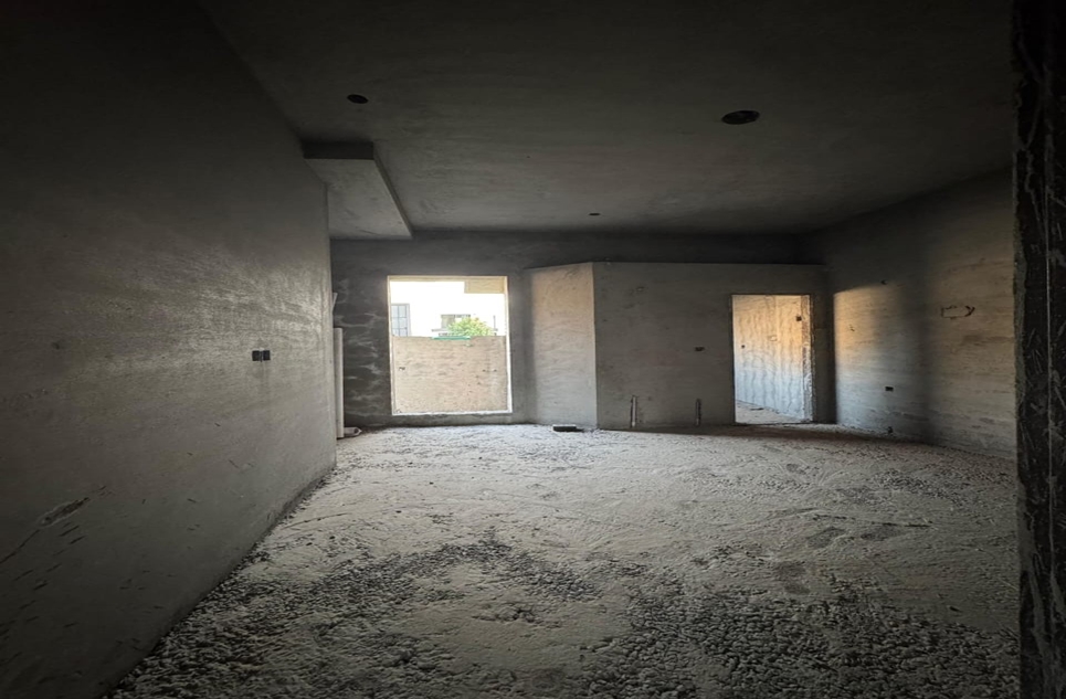 8 marla house for sale in Bahria Orchard Lahore