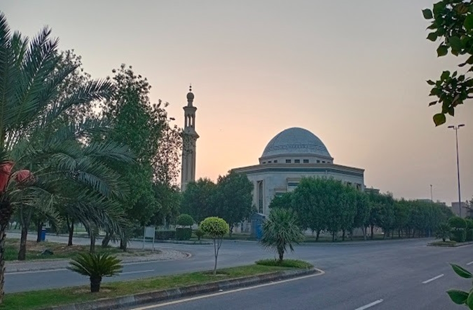 8 marla plot for sale in Bahria Orchard Lahore