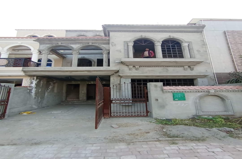 5 Marla Gray Structure Double Storey House for sale in Bahria Orchard Lahore
