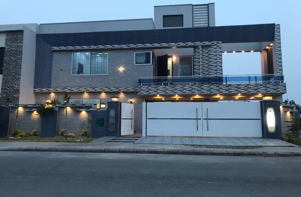 13 Marla Brand New Double Storey House for Sale in Bahria Orchard Lahore