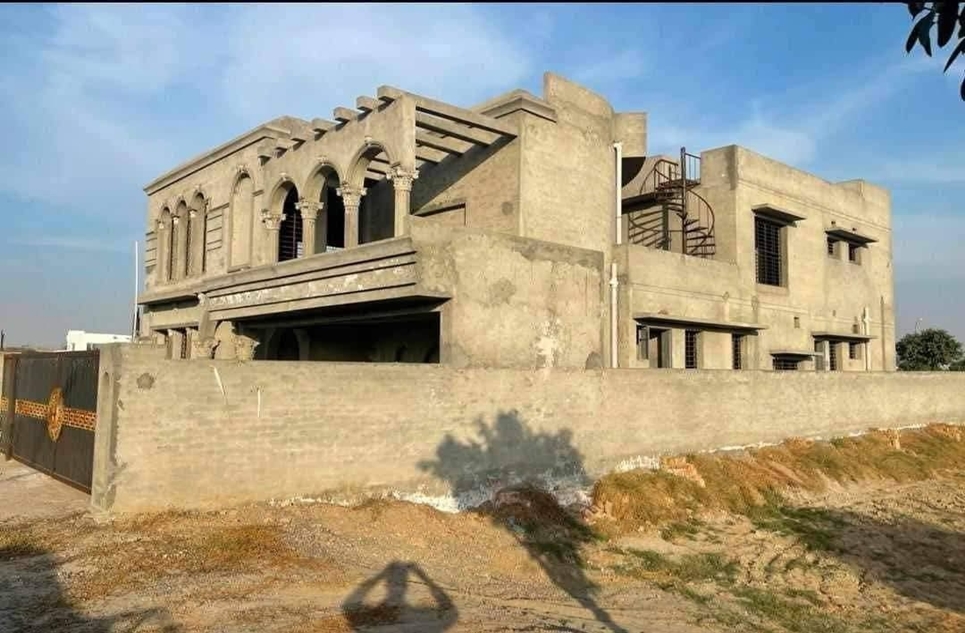  Kanal Most Beautiful Gray Structure Double Storey House for sale in Bahria Orchard Lahore