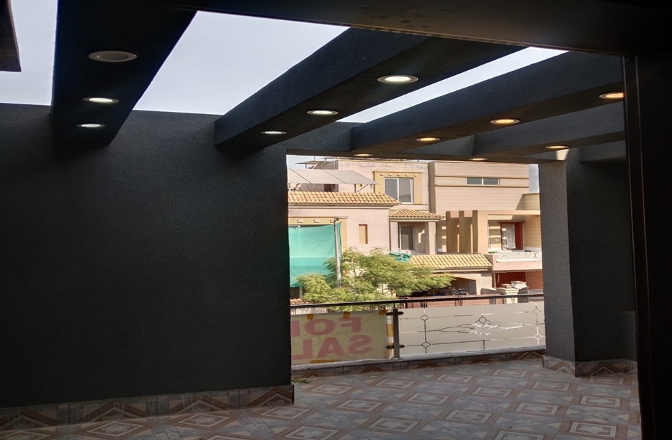 5.15 marla house for sale in Bahria Orchard Lahore