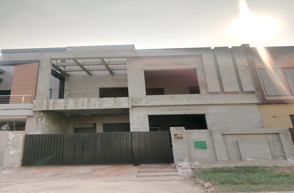 5 marla house for sale in Bahria Orchard Lahore