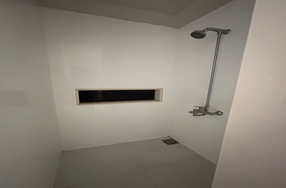 1 kanal house for rent in Lahore