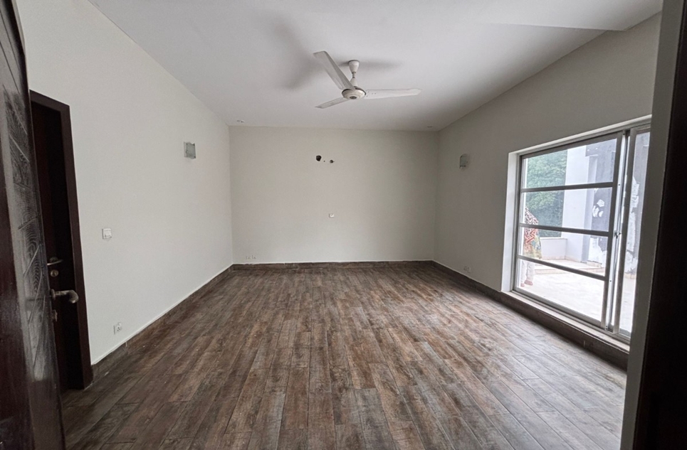 1 kanal house for rent in Lahore