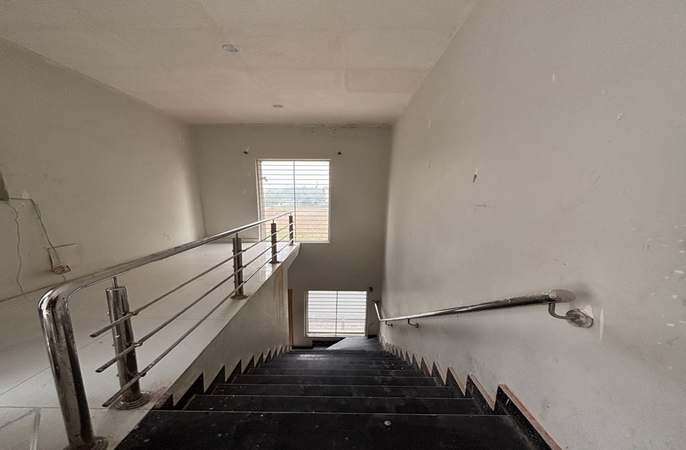 1 kanal house for rent in Lahore