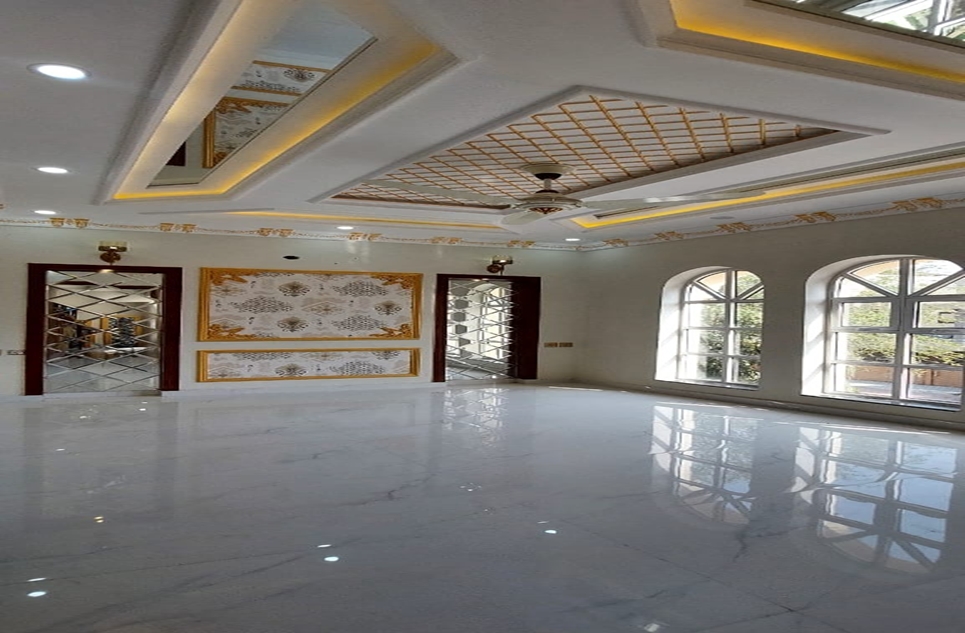 11 marla house for sale in Gulberg Lahore