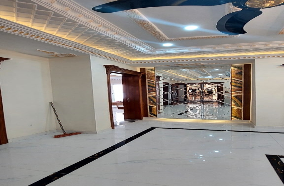 11 marla house for sale in Gulberg Lahore