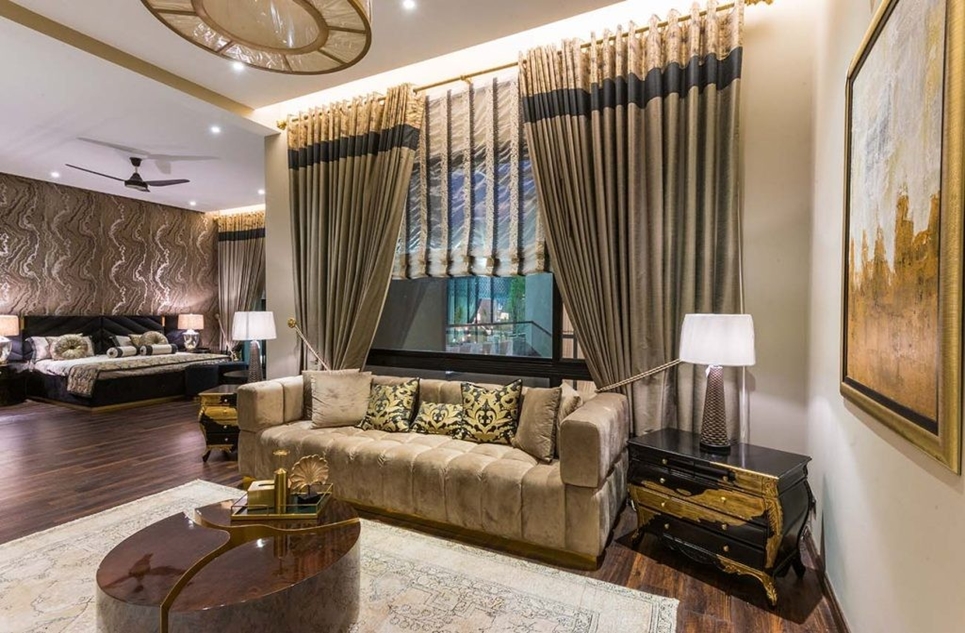 1 kanal house for sale in Phase 7 DHA Lahore