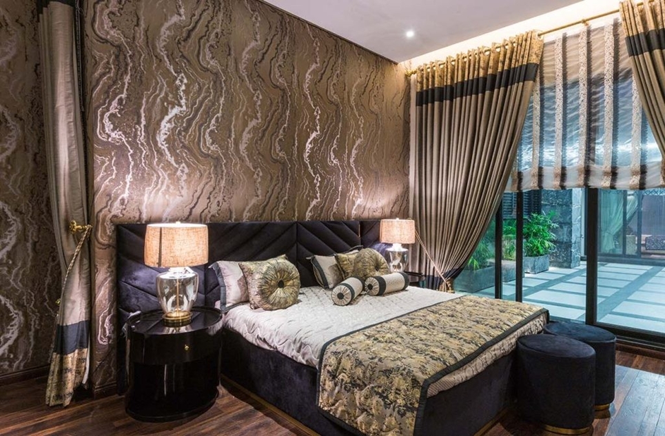 1 kanal house for sale in Phase 7 DHA Lahore