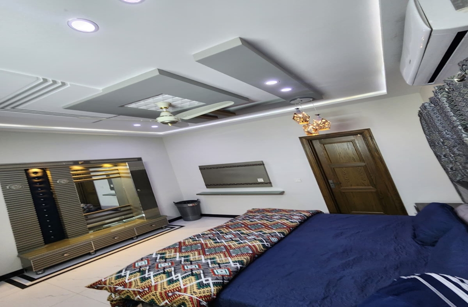 10 marla house for sale in Phase 11 - Rahbar DHA Lahore