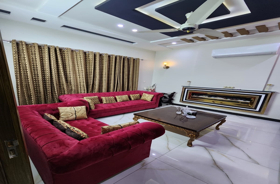 10 marla house for sale in Phase 11 - Rahbar DHA Lahore