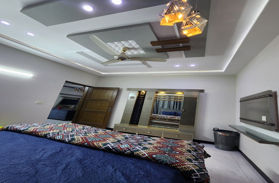 10 marla house for sale in Phase 11 - Rahbar DHA Lahore