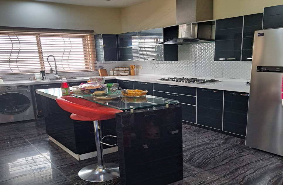 1 Kanal House for Sale in Phase 6, DHA Lahore